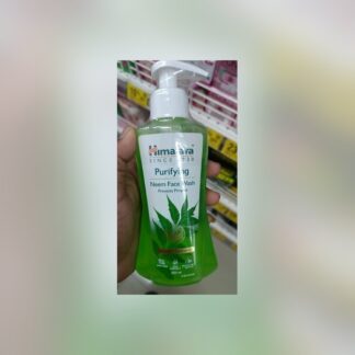 Himalaya Vitaminc Strawberr Y Face Wash